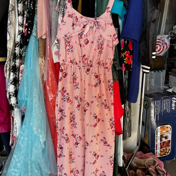 Girls Size 10 Pink Floral Jumpsuit BNWT - Picture 2 of 3